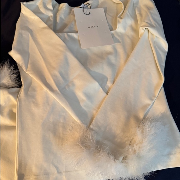 Sleeper Feather-Trim Pajama Set – White (NWT, Never Worn!) – Size XL - Picture 4 of 12